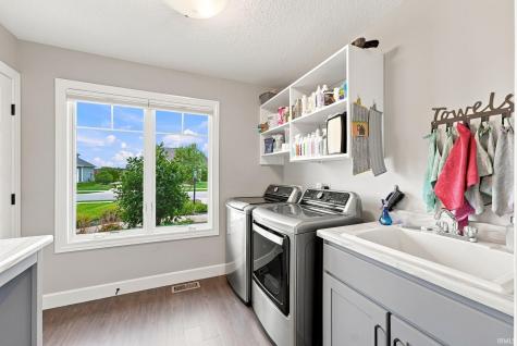 7474 Claypool Crossing Fort Wayne IN 46835