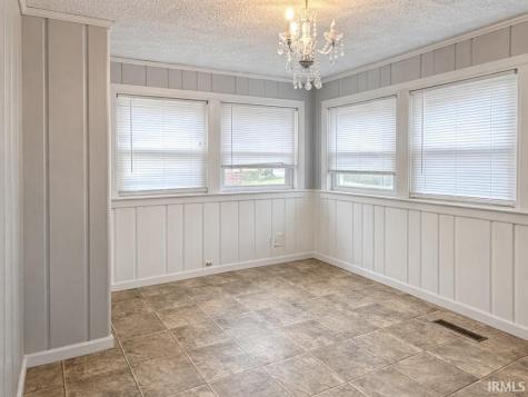 4341 S 8th Street Terre Haute IN 47802