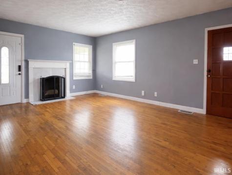 4341 S 8th Street Terre Haute IN 47802