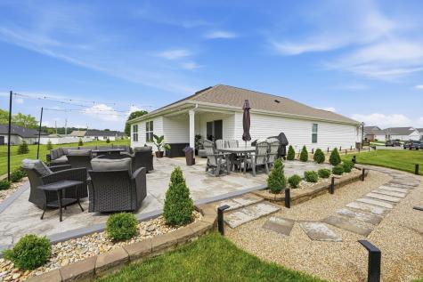 7902 Cordovan Cove Fort Wayne IN 46835