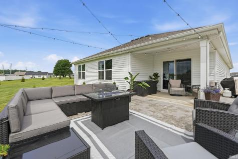 7902 Cordovan Cove Fort Wayne IN 46835