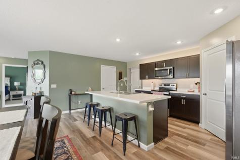 7902 Cordovan Cove Fort Wayne IN 46835