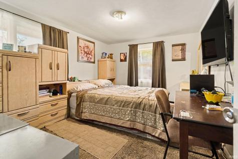 2021 S Walnut Street South Bend IN 46613
