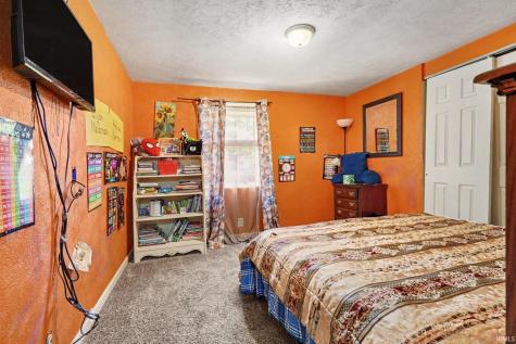 2021 S Walnut Street South Bend IN 46613