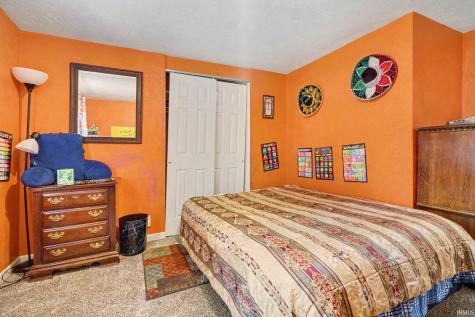 2021 S Walnut Street South Bend IN 46613