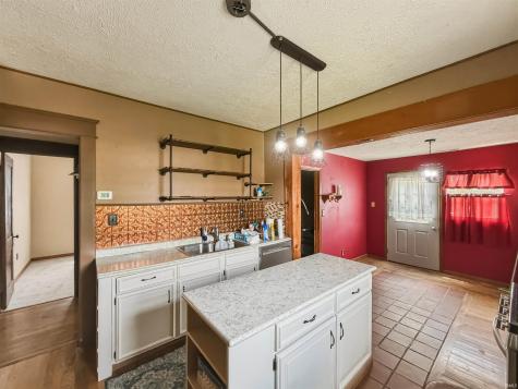 1251 W Jefferson Street Frankfort IN 46041