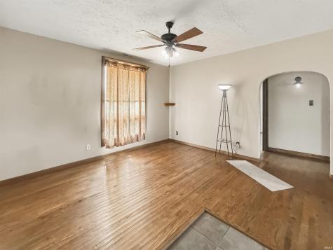 1251 W Jefferson Street Frankfort IN 46041