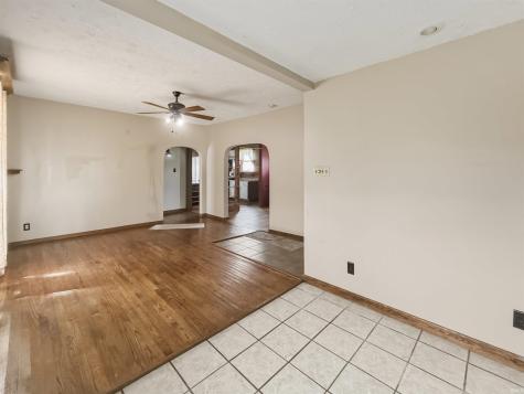 1251 W Jefferson Street Frankfort IN 46041
