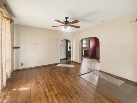 1251 W Jefferson Street Frankfort IN 46041