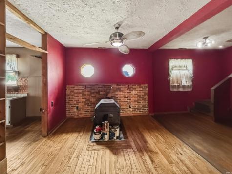 1251 W Jefferson Street Frankfort IN 46041