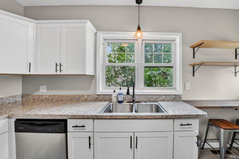 929 W Colfax Avenue South Bend IN 46601