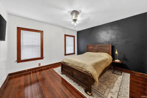 929 W Colfax Avenue South Bend IN 46601