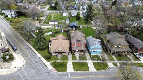 929 W Colfax Avenue South Bend IN 46601