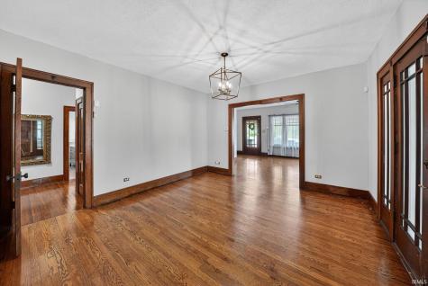 929 W Colfax Avenue South Bend IN 46601