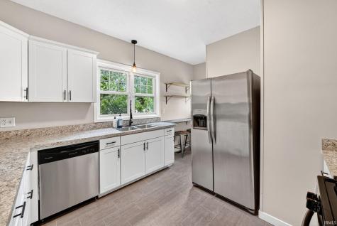 929 W Colfax Avenue South Bend IN 46601