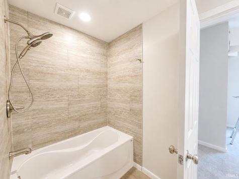 733 E Bronson Street South Bend IN 46601