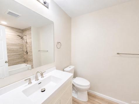 733 E Bronson Street South Bend IN 46601