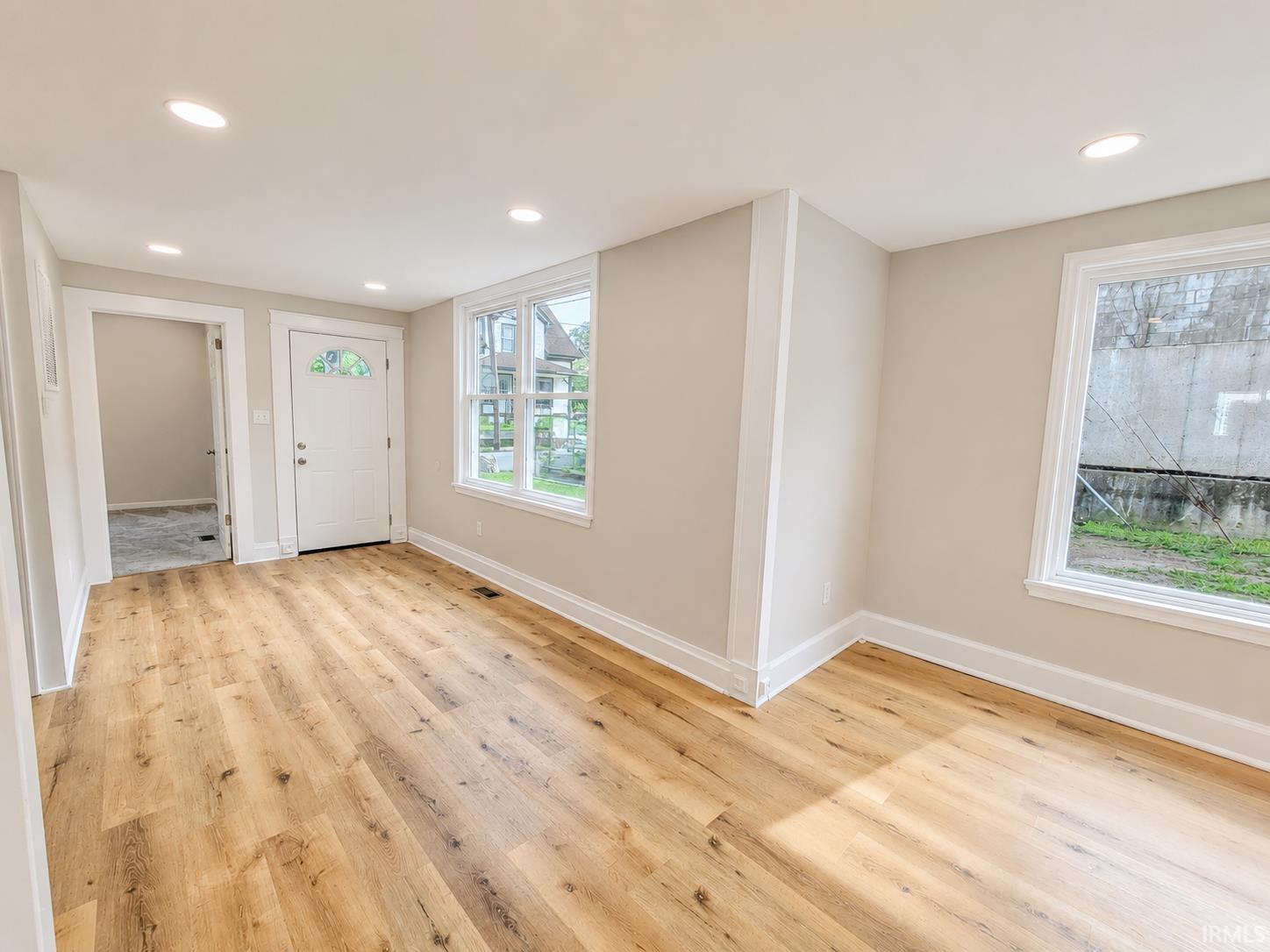 733 E Bronson Street South Bend IN 46601
