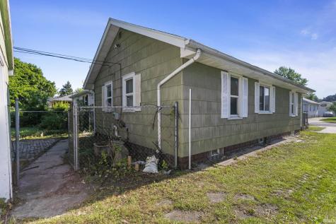 803 Carlton Street Mishawaka IN 46544