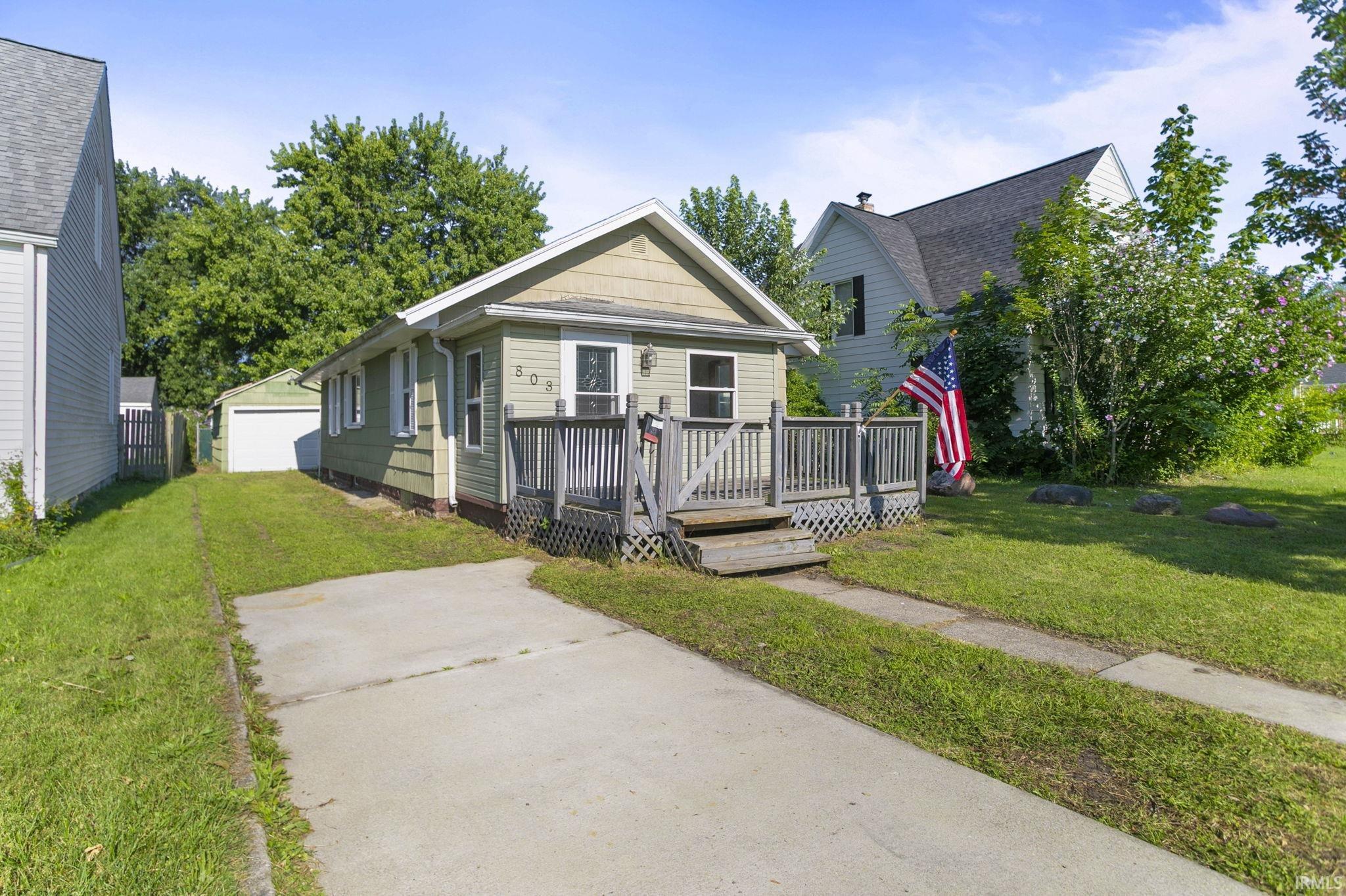 803 Carlton Street Mishawaka IN 46544