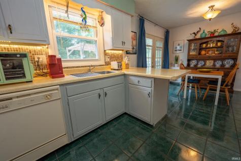 315 N Chandler Drive Ellettsville IN 47429
