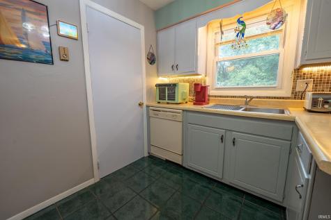 315 N Chandler Drive Ellettsville IN 47429