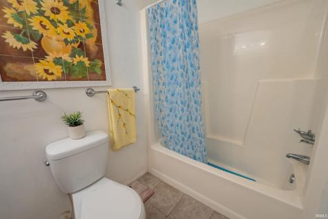 315 N Chandler Drive Ellettsville IN 47429