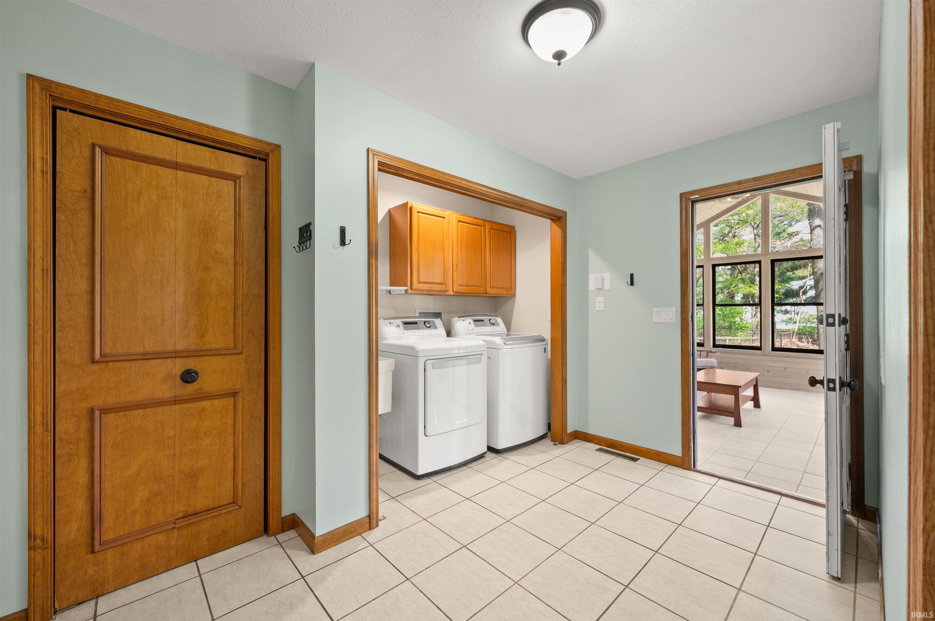 50690 Little John Lane Granger IN 46530