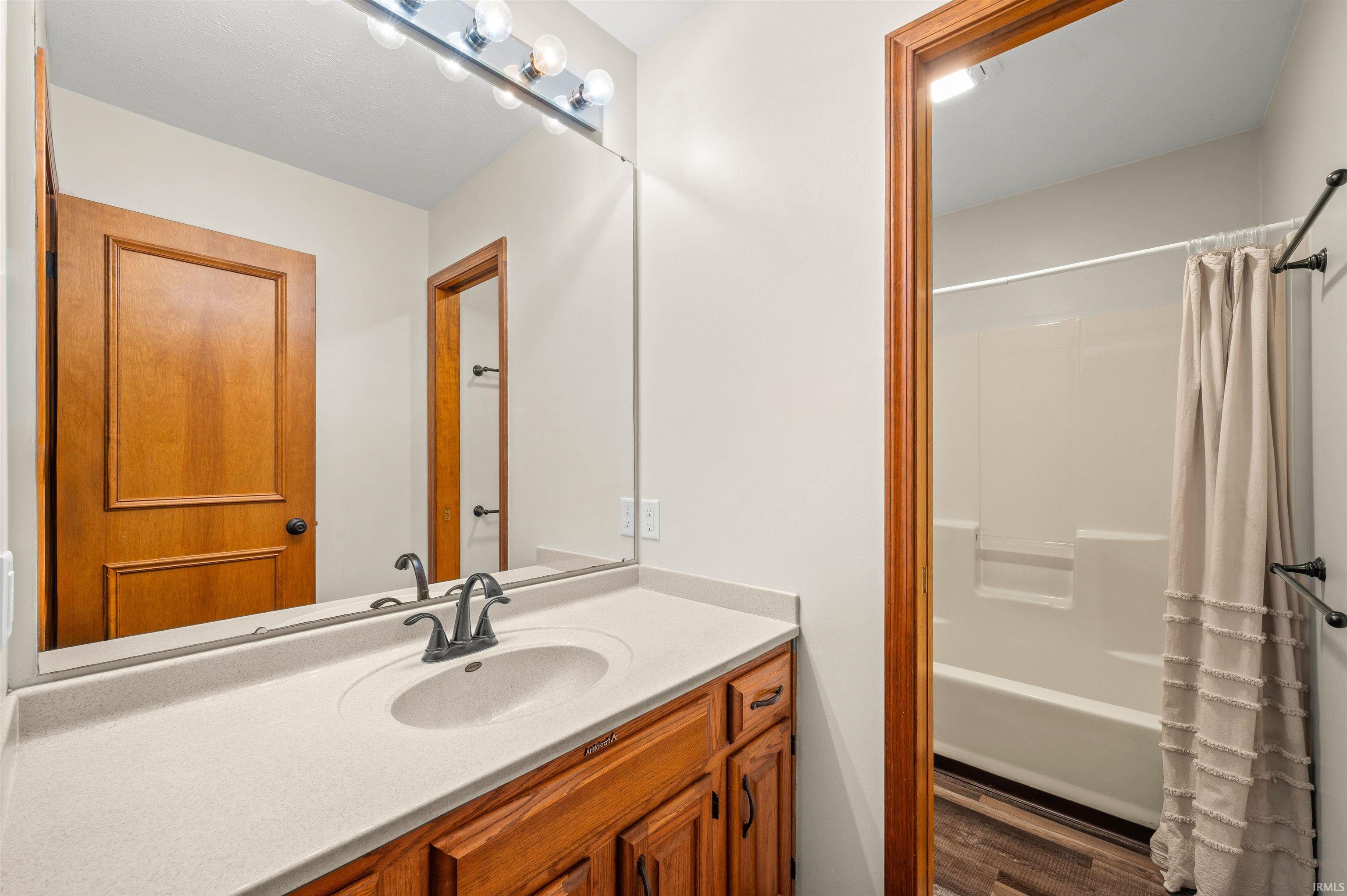 50690 Little John Lane Granger IN 46530