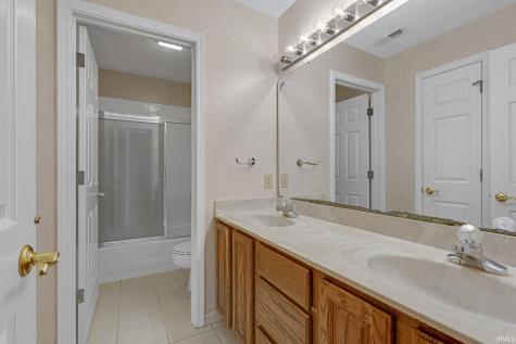 707 Emerald Drive Lafayette IN 47905