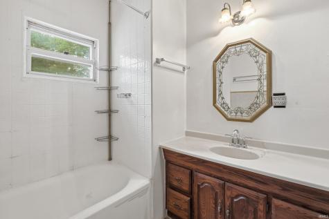 315 W Oak Street Butler IN 46721