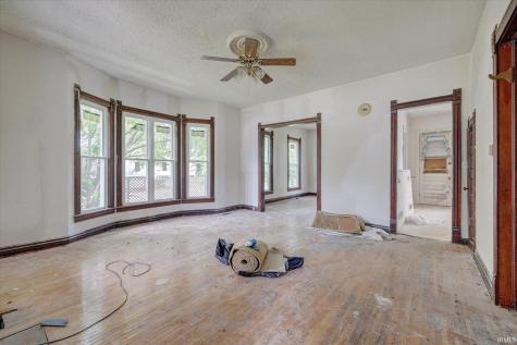 114 W Temperance Street Ellettsville IN 47429