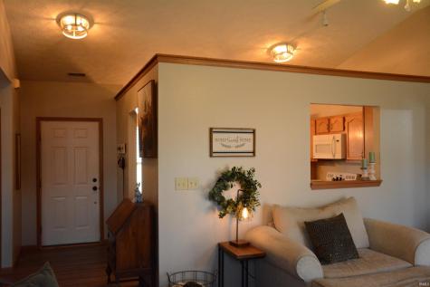 5643 N Bluegrass Circle Lafayette IN 47905