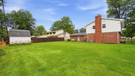 2609 W Riggin Road Muncie IN 47304