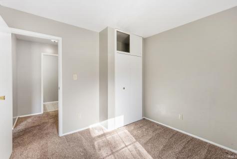 4611 Dutchess Lane Fort Wayne IN 46835