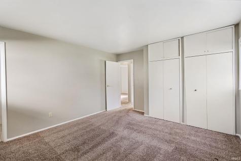 4611 Dutchess Lane Fort Wayne IN 46835