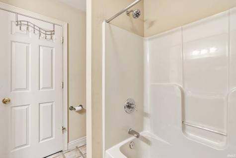 9622 Stowaway Cove Fort Wayne IN 46835