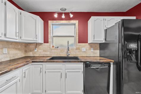 204 Stockbridge Lane Lafayette IN 47909
