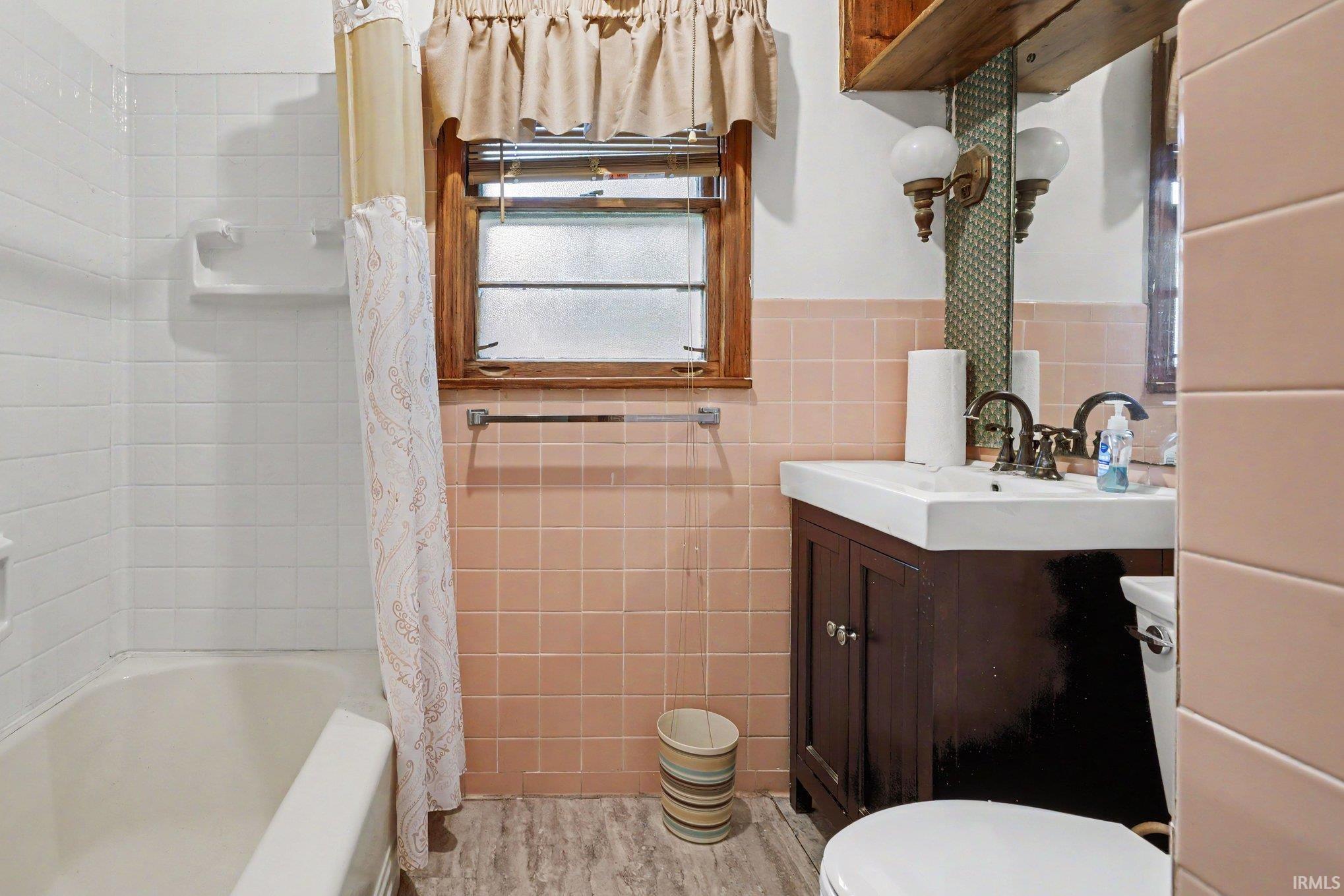 1862 N Brookfield Street South Bend IN 46628