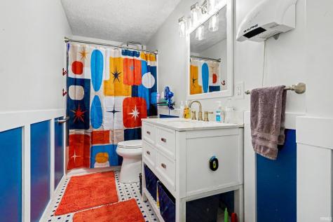 52579 Shellbark Avenue South Bend IN 46628