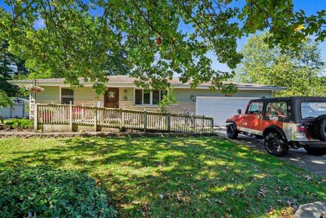 52579 Shellbark Avenue South Bend IN 46628