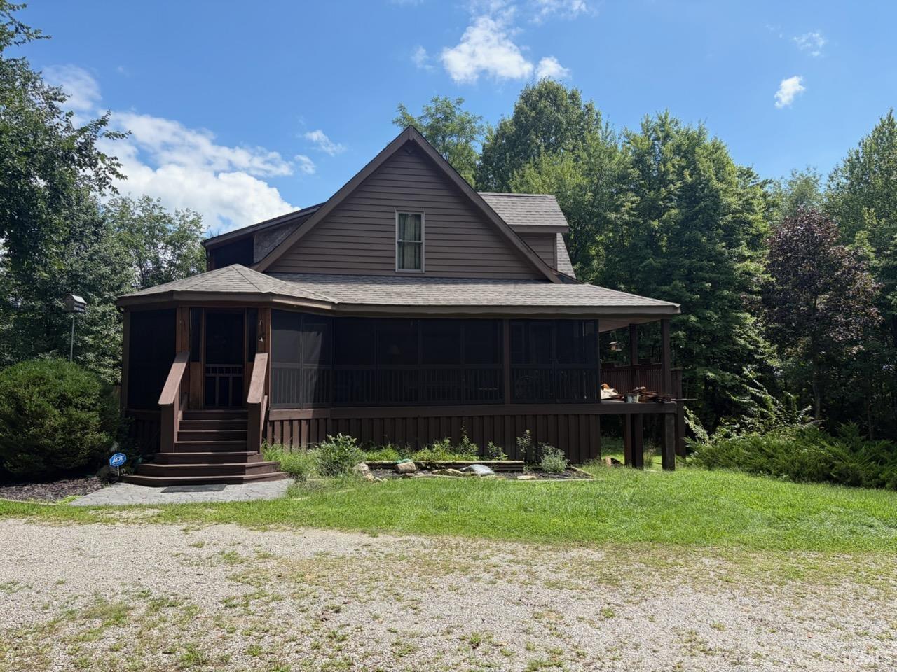 18440 12th Road Plymouth IN 46563