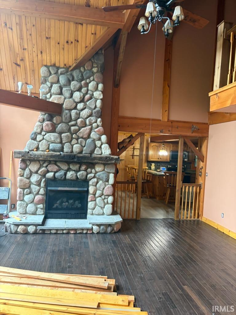 18440 12th Road Plymouth IN 46563