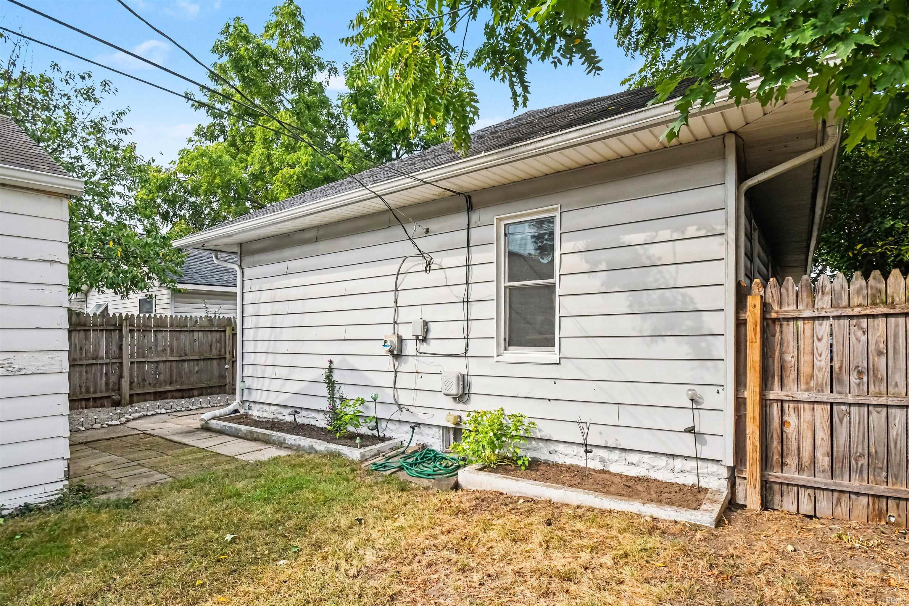 606 S 23rd Street South Bend IN 46615