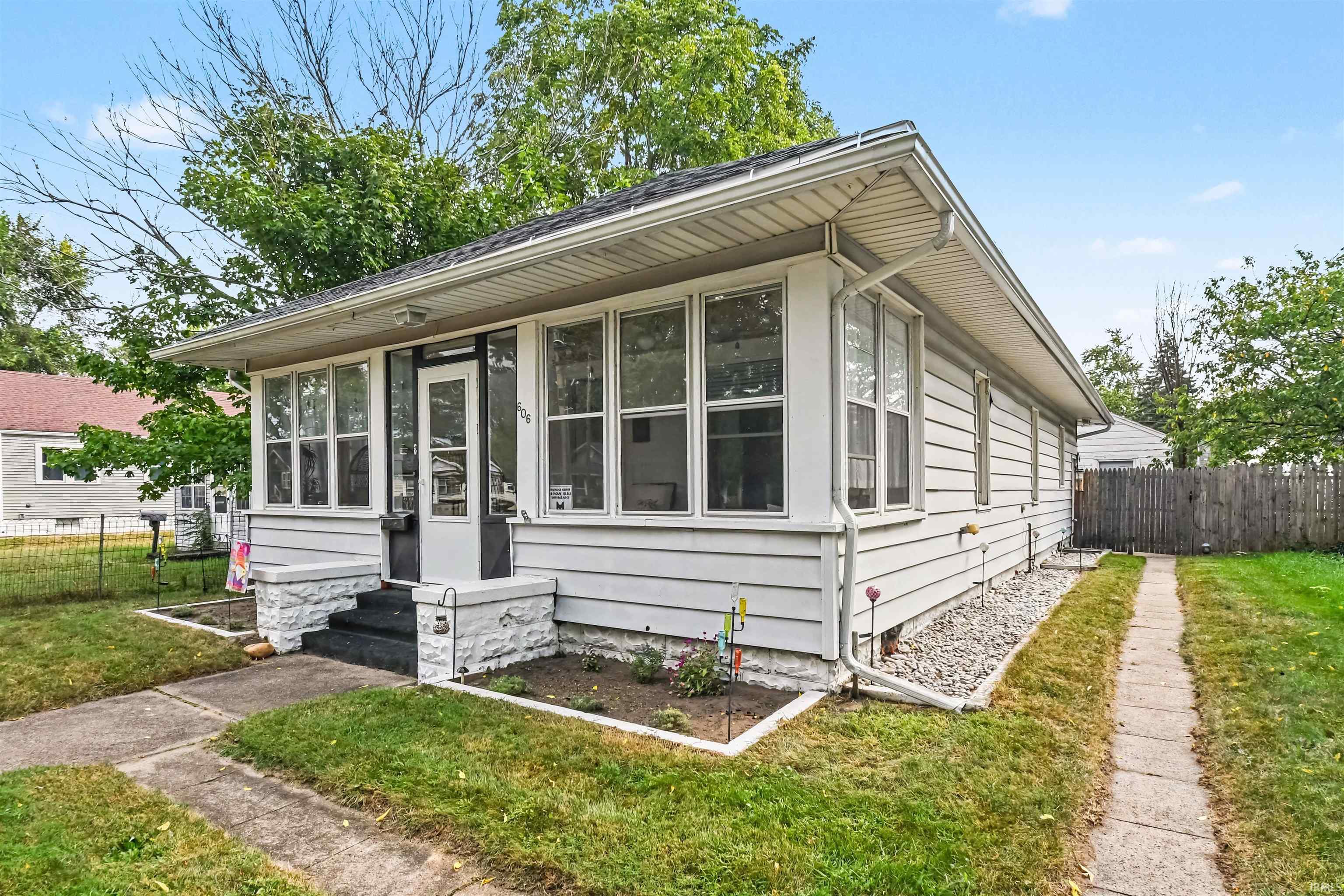 606 S 23rd Street South Bend IN 46615