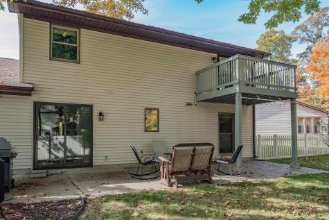 1927 Candlewick Court Fort Wayne IN 46804