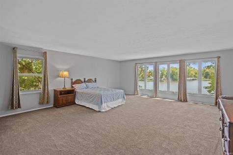 5162 E Quiet Water Court Monticello IN 47960