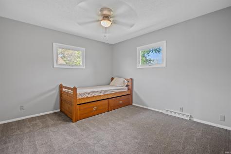 5162 E Quiet Water Court Monticello IN 47960