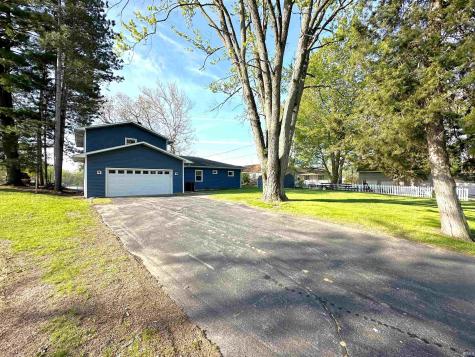 5162 E Quiet Water Court Monticello IN 47960