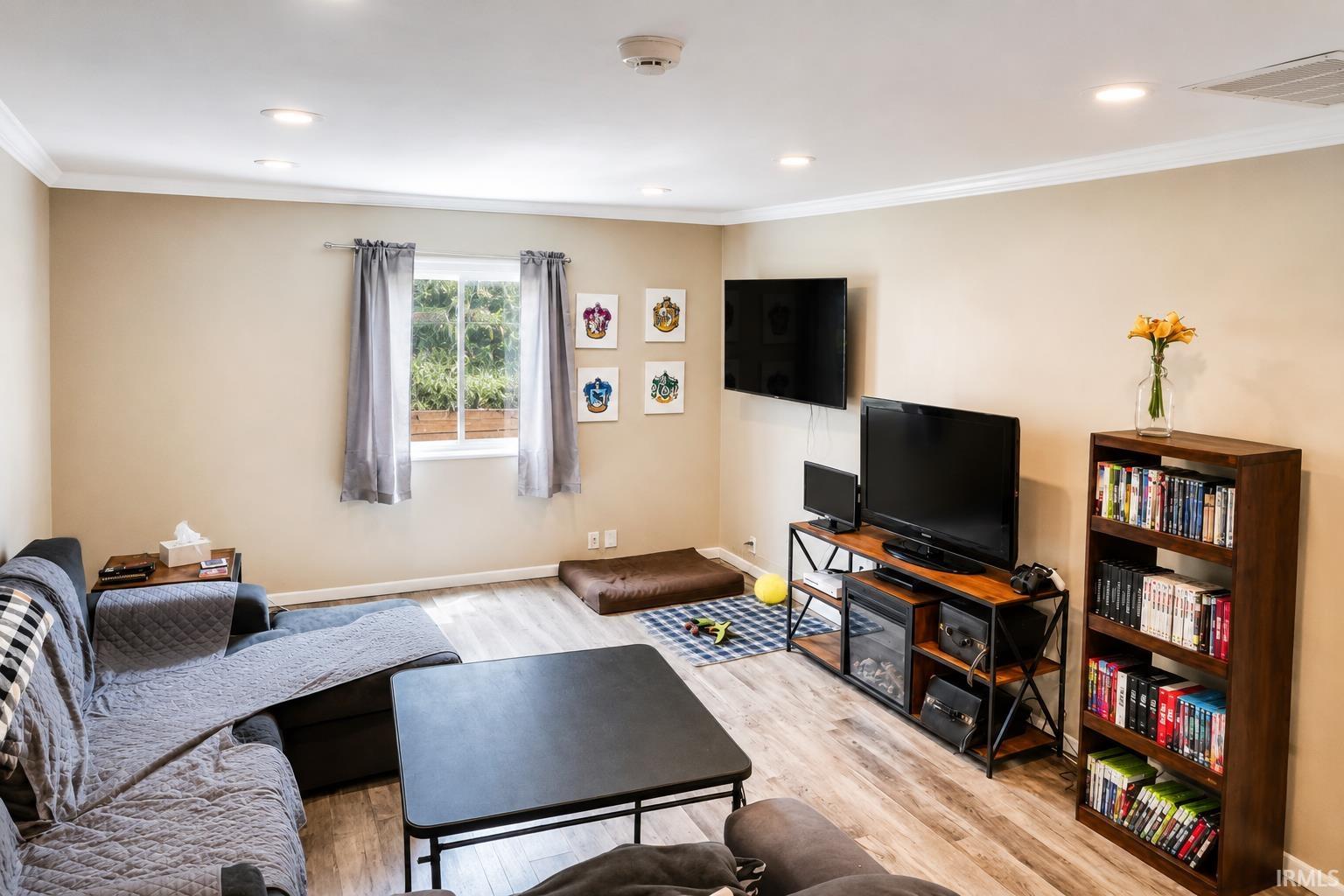 1917 Malvern Way South Bend IN 46614